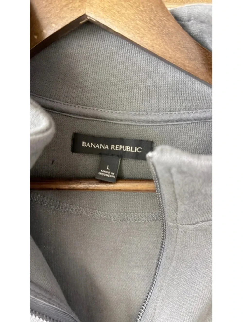 Banana Republic quarter-zip sweatshirt garment-dyed grey finish size Large